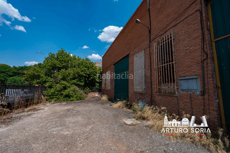 Foto cf35fd51-17a2-41bc-8ec5-a3fca4b13a98. Industrial building in calle chopo 2 in Parque Cataluña Torrejón de Ardoz