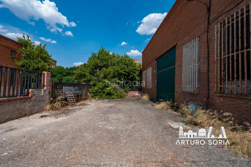 Foto ee13f6bc-86ec-4b06-8247-e9415f3c7678. Industrial building in calle chopo 2 in Parque Cataluña Torrejón de Ardoz