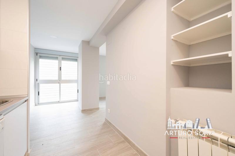 Foto 0a2a2dc6-57c0-4c07-adc3-52bdec1121b4. Alquiler piso en San Juan Bautista Madrid