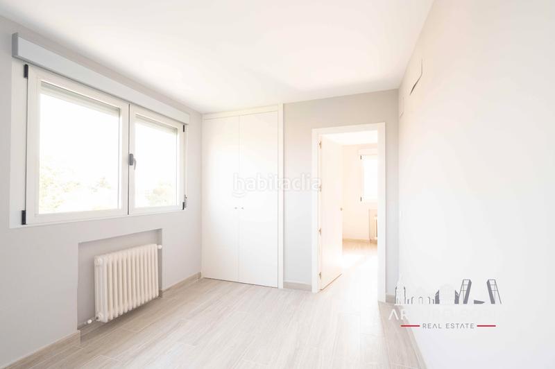 Foto a5bd40a4-faf6-4c34-95d3-99e9334a805c. Alquiler piso en San Juan Bautista Madrid