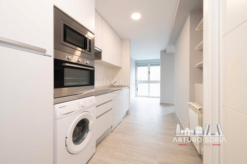 Foto d98c0993-9630-4851-9077-e46941e9f8cc. Alquiler piso en San Juan Bautista Madrid
