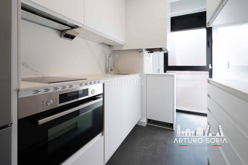 Foto 0b3087ad-8461-4161-a13f-5db2bcd0d277. Location appartement dans calle de arturo soria 136 dans Madrid