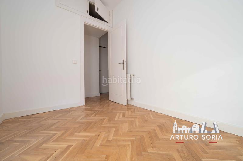Foto aaf37ecb-8038-4a09-b9e9-1b16d36162c0. Location appartement dans calle de arturo soria 136 dans Madrid