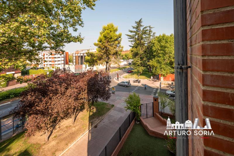 Foto c59626cf-ea05-41ac-b52d-8efeb0f64e4f. Location appartement dans calle de arturo soria 136 dans Madrid
