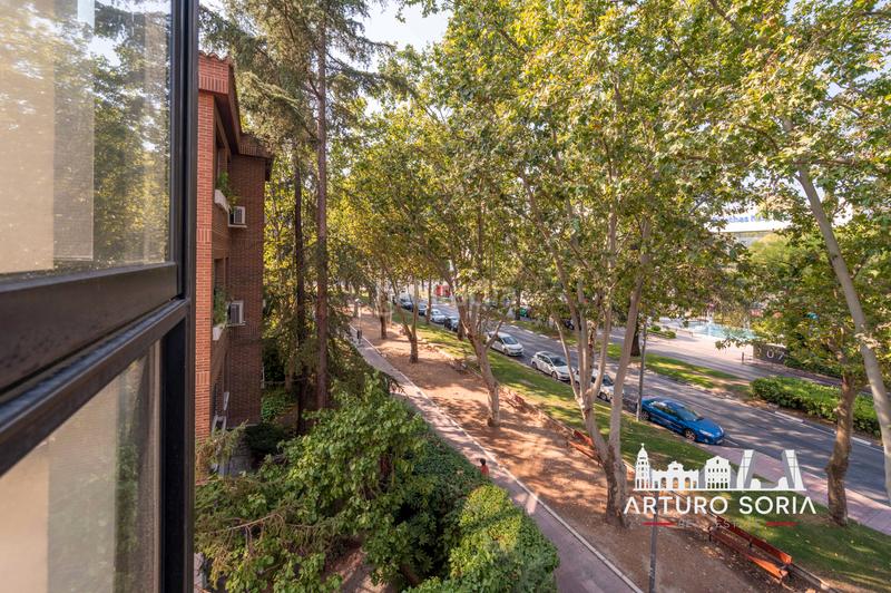 Foto f4f9096e-dfee-4647-8f4d-2fd5c45cfe14. Rent flat in calle de arturo soria 136 in San Juan Bautista Madrid