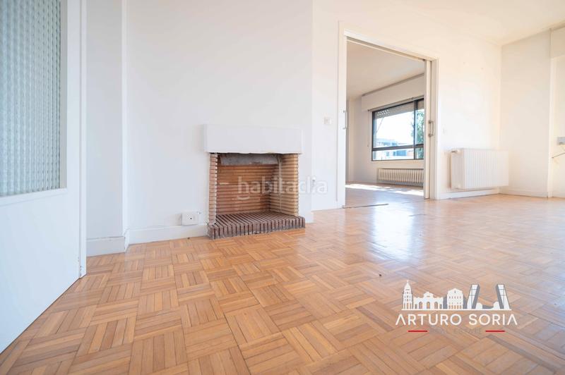 Foto 73d133e3-e854-40b1-b60e-bf45f14107eb. Dúplex en Colina Madrid