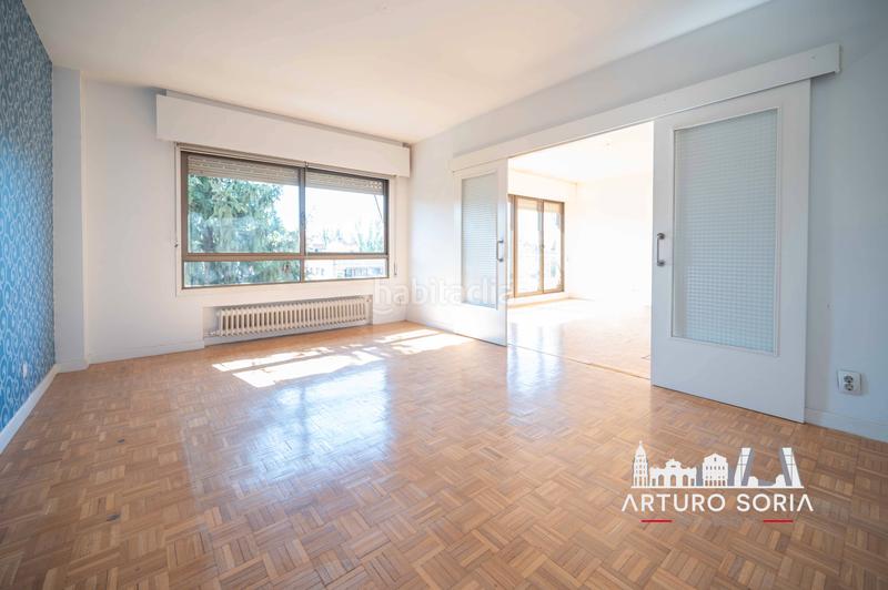 Foto 84ea2a99-23d2-4bb4-83b0-8c062c9215ad. Dúplex en Colina Madrid