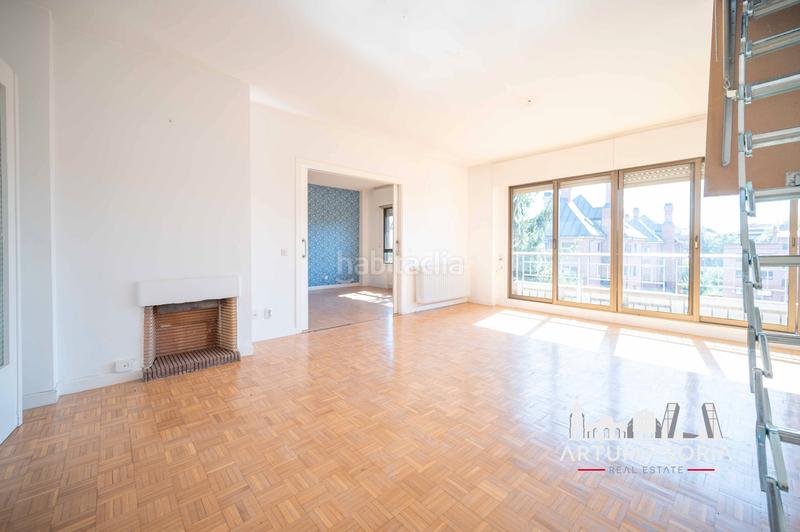 Foto aed3b096-02e9-4aa4-a49f-95e0c47aae72. Dúplex en Colina Madrid