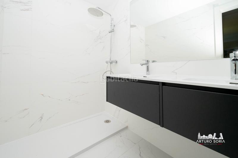 Foto 6279c2ad-aef9-45db-9c18-1c9a4f85458c. Appartement avec chauffage piscine dans San Juan Bautista Madrid