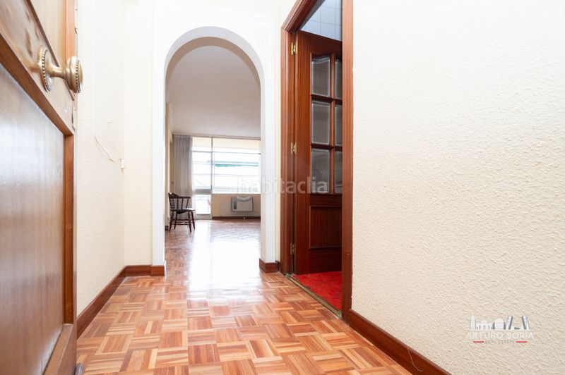 Foto 06f763b5-9aa3-4d65-a5f2-8ed965b8c152. Flat with heating in Apóstol Santiago Madrid