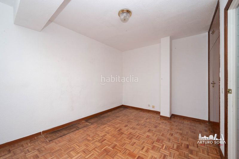Foto 4641aa34-12f0-491f-831a-35cc65bbfbe1. Flat with heating in Apóstol Santiago Madrid