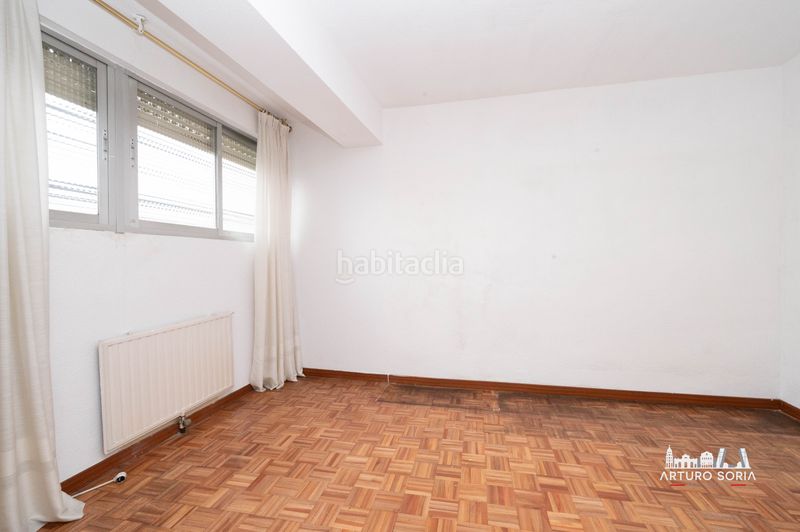 Foto 485b353c-4505-4f7d-a890-0b5688a8b3b3. Flat with heating in Apóstol Santiago Madrid