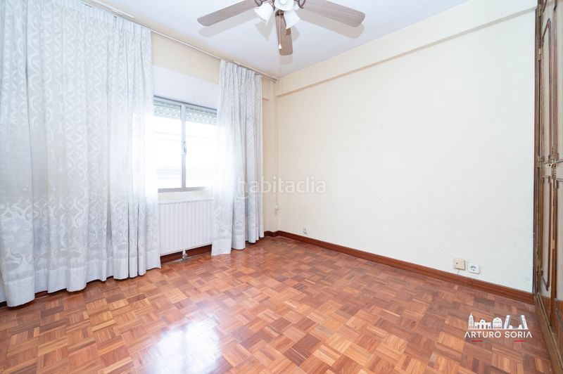 Foto 4897d135-9611-4119-9c30-f828adab40f9. Flat with heating in Apóstol Santiago Madrid