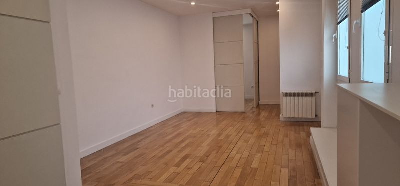 Foto 587c8822-d04b-41c8-858b-3cd837c05eb0. Lloguer àtic amb calefacció a Pacífico Madrid