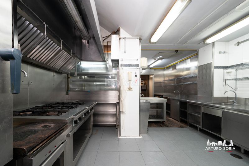 Foto 0038f190-aecd-48c9-a9c4-c08874772d28. Local comercial a Quintana Madrid