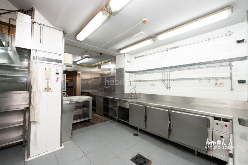 Foto 7663a7e2-9c37-4b31-8c6a-871f19662758. Local comercial a Quintana Madrid