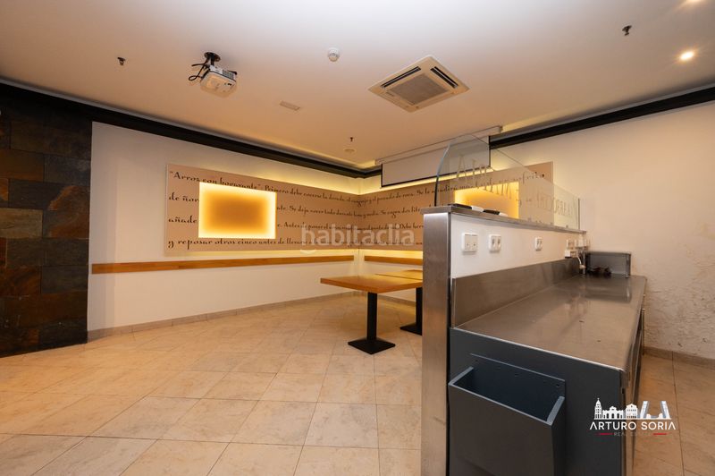 Foto ae5366fc-9055-4660-b7af-a57b21906c66. Local comercial a Quintana Madrid