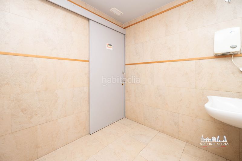 Foto c62c01f6-98d1-4587-81f8-c9b383dd448d. Local comercial a Quintana Madrid