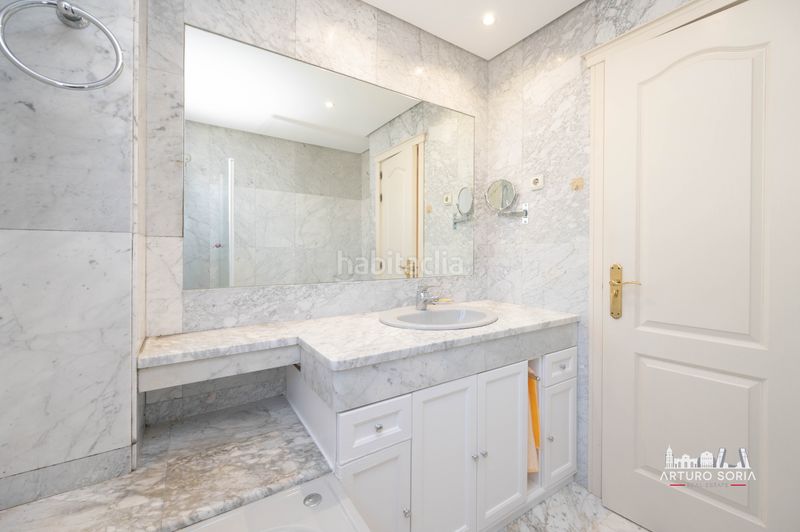 Foto 0919ca19-863d-44dd-a206-167a3aebede4. Rent flat with heating pool in Pinar del Rey Madrid