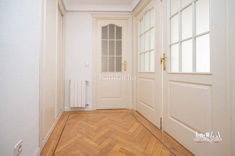 Foto 13a3ed41-0e56-4381-99c3-324952708277. Rent flat with heating pool in Pinar del Rey Madrid