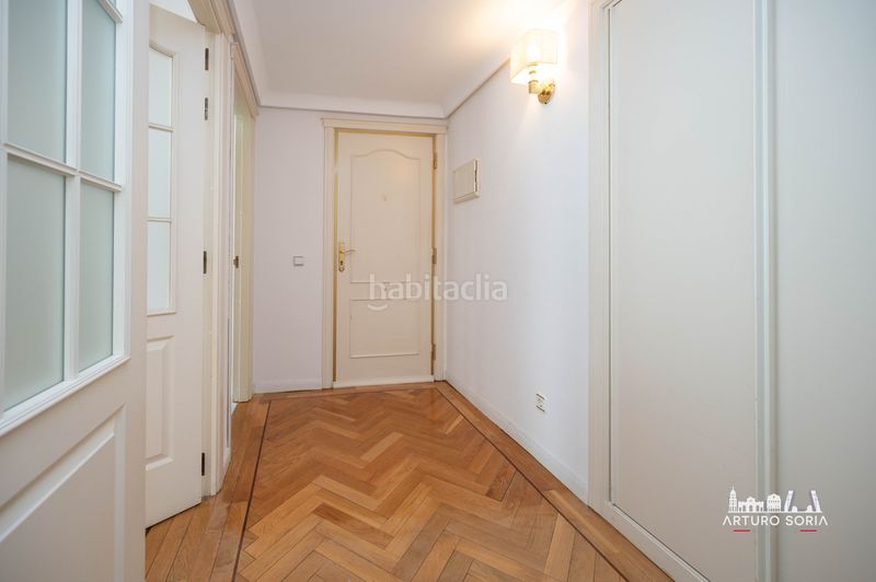 Foto 253f90af-2f42-4fb5-b218-a2937218785c. Rent flat with heating pool in Pinar del Rey Madrid