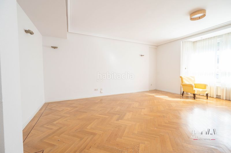 Foto 67ebefc1-6f9f-4089-8254-171897e501f8. Rent flat with heating pool in Pinar del Rey Madrid