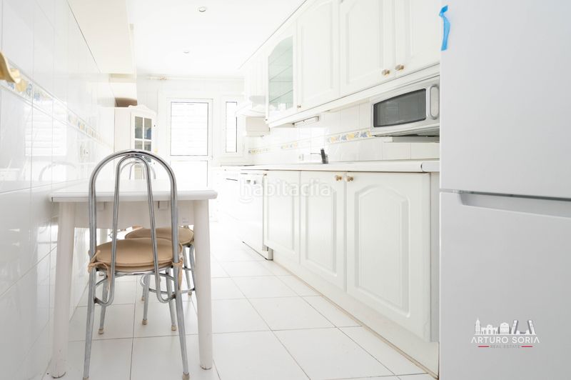 Foto 69d0f8bc-9d64-494d-9791-877370e8874f. Rent flat with heating pool in Pinar del Rey Madrid