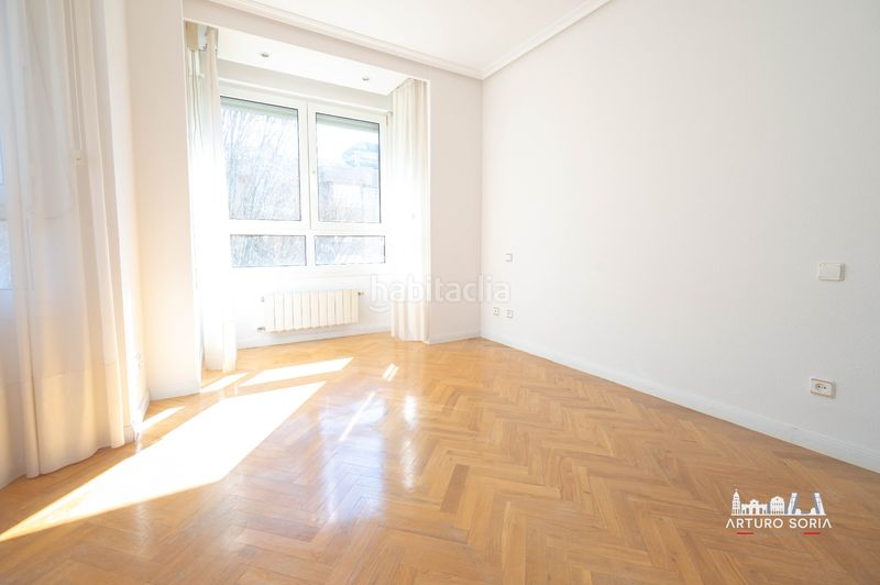 Foto 835ab160-ae3d-4721-8789-1a10dee13b47. Rent flat with heating pool in Pinar del Rey Madrid