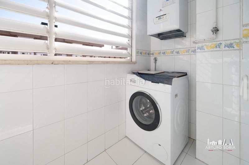 Foto e297268c-0963-46b9-b62a-5f52fa3df4a0. Rent flat with heating pool in Pinar del Rey Madrid