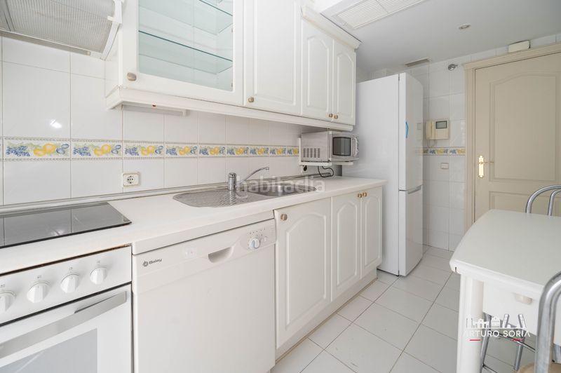 Foto ed3a1752-49dd-435a-be77-afeffcadb47f. Rent flat with heating pool in Pinar del Rey Madrid