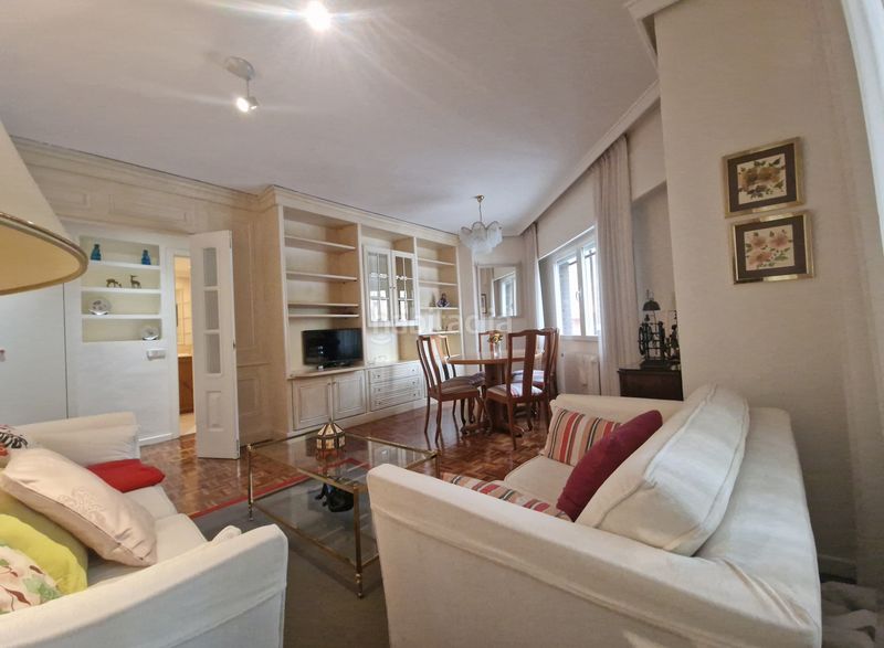 Foto 8d4841f9-7661-4108-bcae-2c6efb0557d1. Lloguer pis amb calefacció a Pacífico Madrid