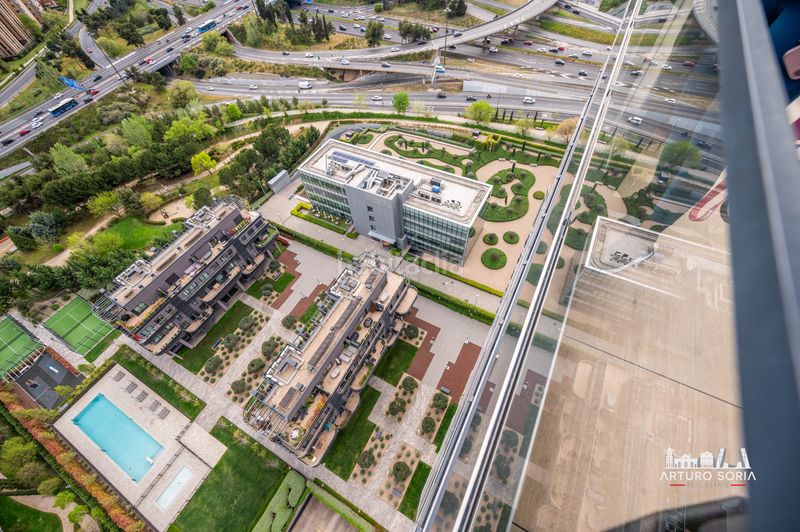 Foto 09d0505f-7214-4db9-8dc8-e10a997f3b3a. Rent flat with pool in Virgen del Cortijo-Manoteras Madrid