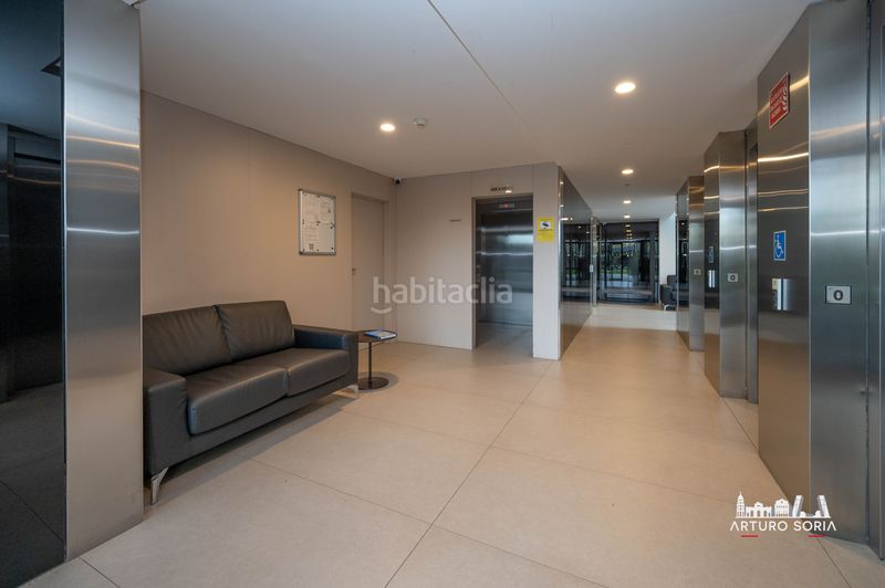 Foto 0be840d1-9670-4371-80c8-281f54e399c9. Rent flat with pool in Virgen del Cortijo-Manoteras Madrid