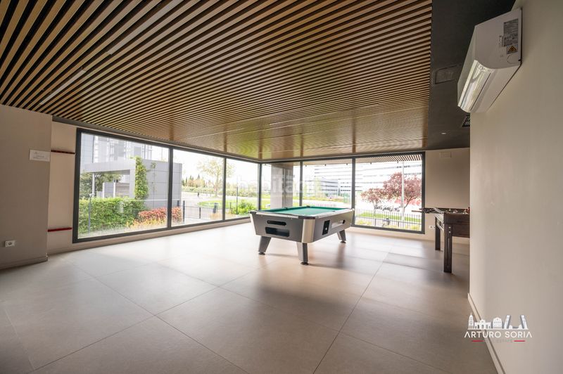 Foto 28df83f5-7bf7-4c26-a74a-39d635baca56. Rent flat with pool in Virgen del Cortijo-Manoteras Madrid