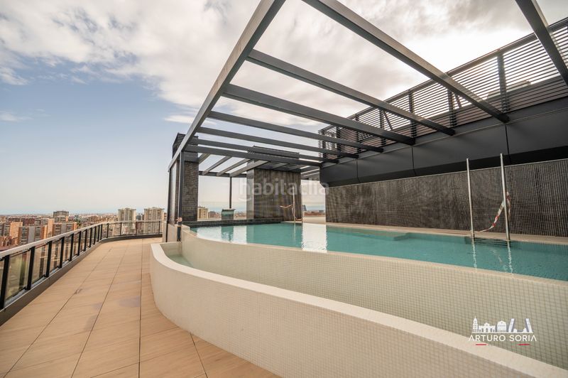 Foto 762f831d-0d8f-472c-a084-668b920072cd. Rent flat with pool in Virgen del Cortijo-Manoteras Madrid