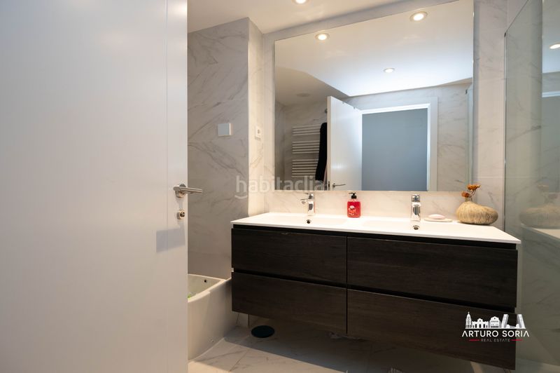 Foto 79dc57ea-6ce3-462c-8009-7d4a69b6cffc. Rent flat with pool in Virgen del Cortijo-Manoteras Madrid