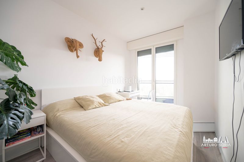 Foto 8fbdc33c-efcf-470c-9dd5-ecb22e9c70cf. Rent flat with pool in Virgen del Cortijo-Manoteras Madrid