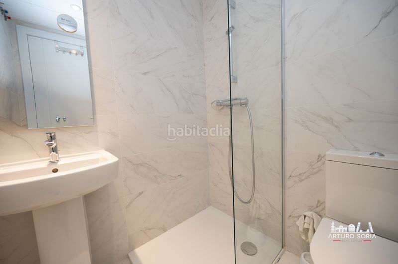 Foto b9f13871-4897-4623-80ad-7ddc430318d5. Rent flat with pool in Virgen del Cortijo-Manoteras Madrid