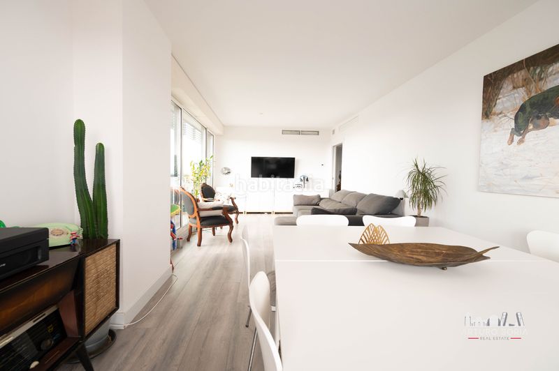 Foto c292152a-952d-41ad-b703-fd426e9f4644. Rent flat with pool in Virgen del Cortijo-Manoteras Madrid