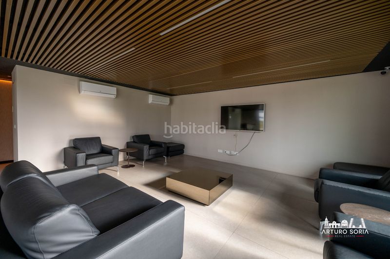 Foto e121ac08-71b6-48f4-a546-bdc9bd8ce50e. Rent flat with pool in Virgen del Cortijo-Manoteras Madrid