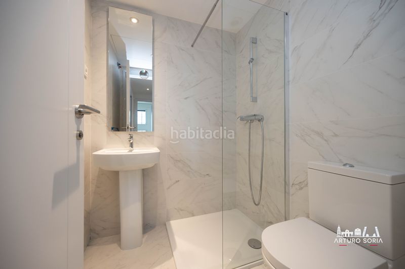 Foto e1d93684-06b2-49d2-ba5b-e0137195ffd8. Rent flat with pool in Virgen del Cortijo-Manoteras Madrid