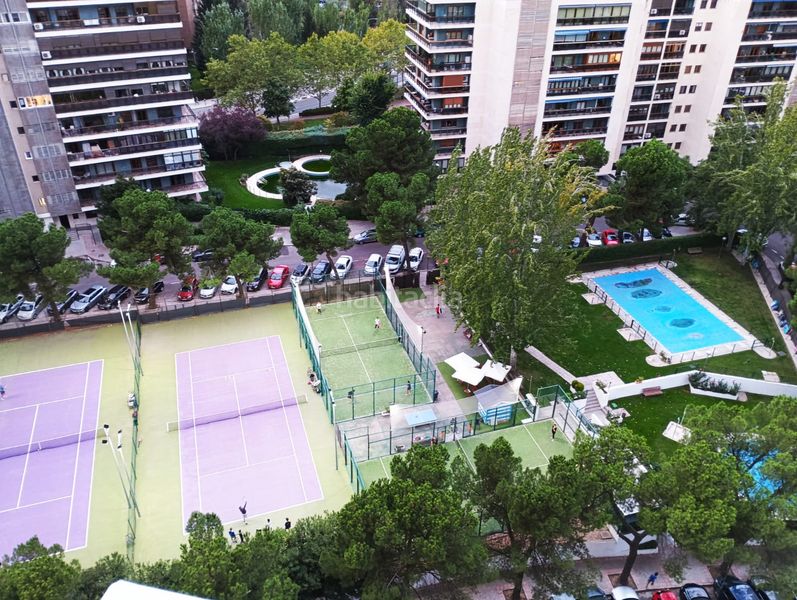 Foto 50ca17db-f703-4d1a-a2cf-81edc1098464. Lloguer pis amb piscina a Costillares Madrid