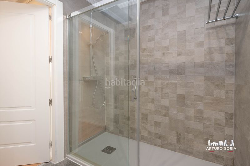 Foto 6fdc58cc-10ff-4ae9-bec6-89397a9dd88a. Lloguer pis amb piscina a Costillares Madrid