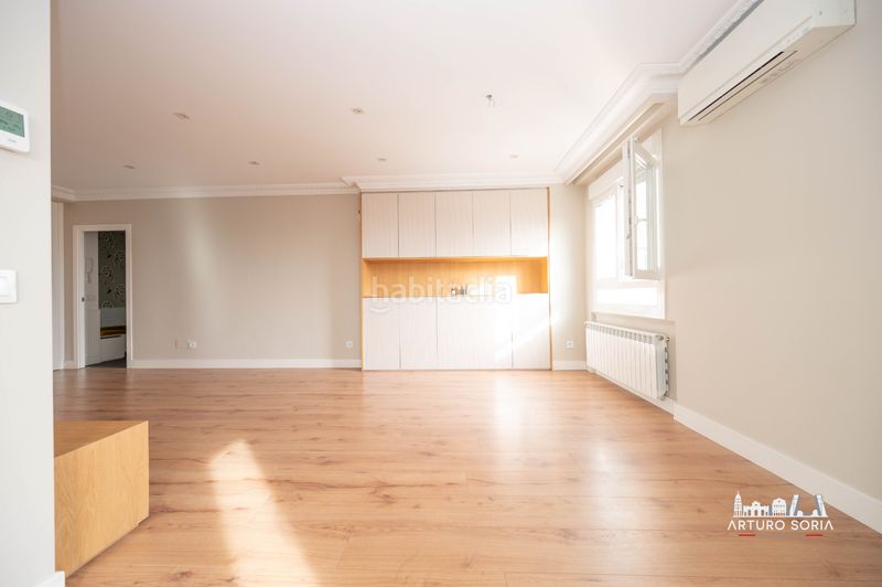 Foto 73402d49-a0e1-45a8-b172-9eb7c446df54. Lloguer pis amb piscina a Costillares Madrid