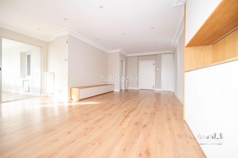 Foto 7847fe8a-01f3-4f7d-8c9c-5aacdcbc7a96. Lloguer pis amb piscina a Costillares Madrid