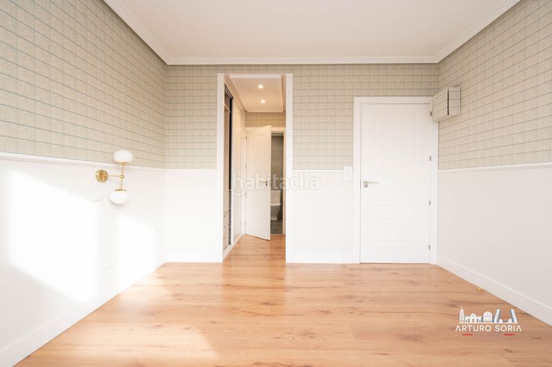 Foto b536e3c5-986e-4fb2-8693-e0085e6adb15. Lloguer pis amb piscina a Costillares Madrid