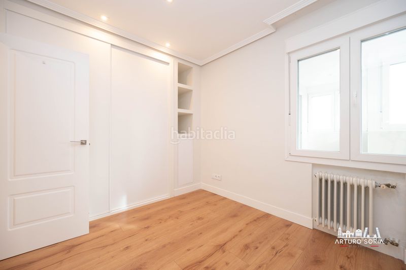 Foto d8931a09-8219-4ba9-a53f-ea9c29ed46af. Lloguer pis amb piscina a Costillares Madrid