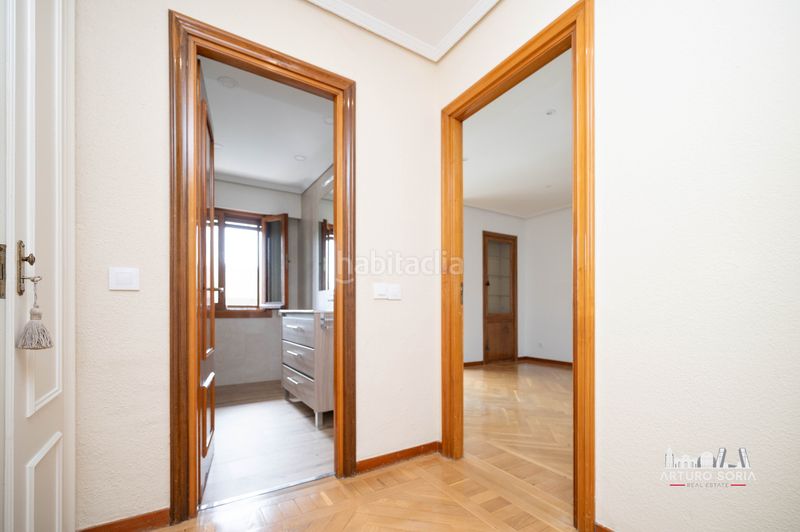 Foto 0e1ac219-eec5-4468-8a05-d9c1e909ae20. Rent flat with fireplace pool in Costillares Madrid