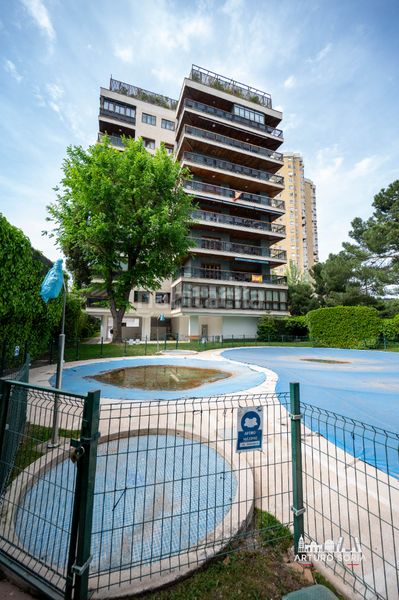 Foto a11e6b3f-136f-4985-9aa5-9d1fdac9c409. Rent flat with fireplace pool in Costillares Madrid