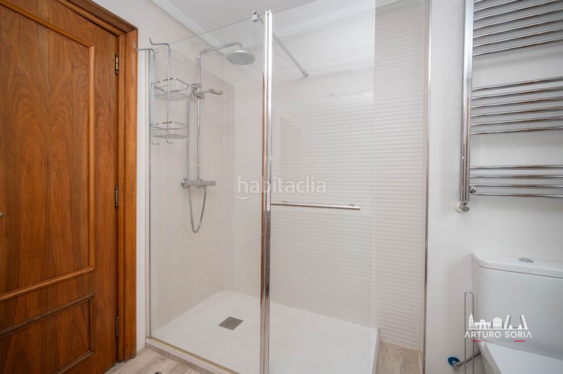 Foto ae3bc24b-8921-437f-aa67-eba26675f377. Rent flat with fireplace pool in Costillares Madrid